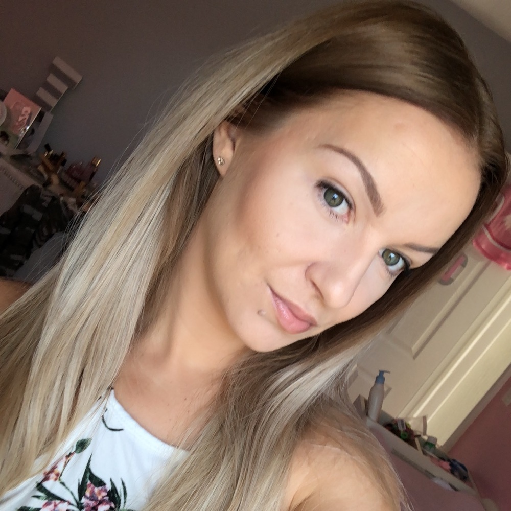 Meet your Posher, Emily